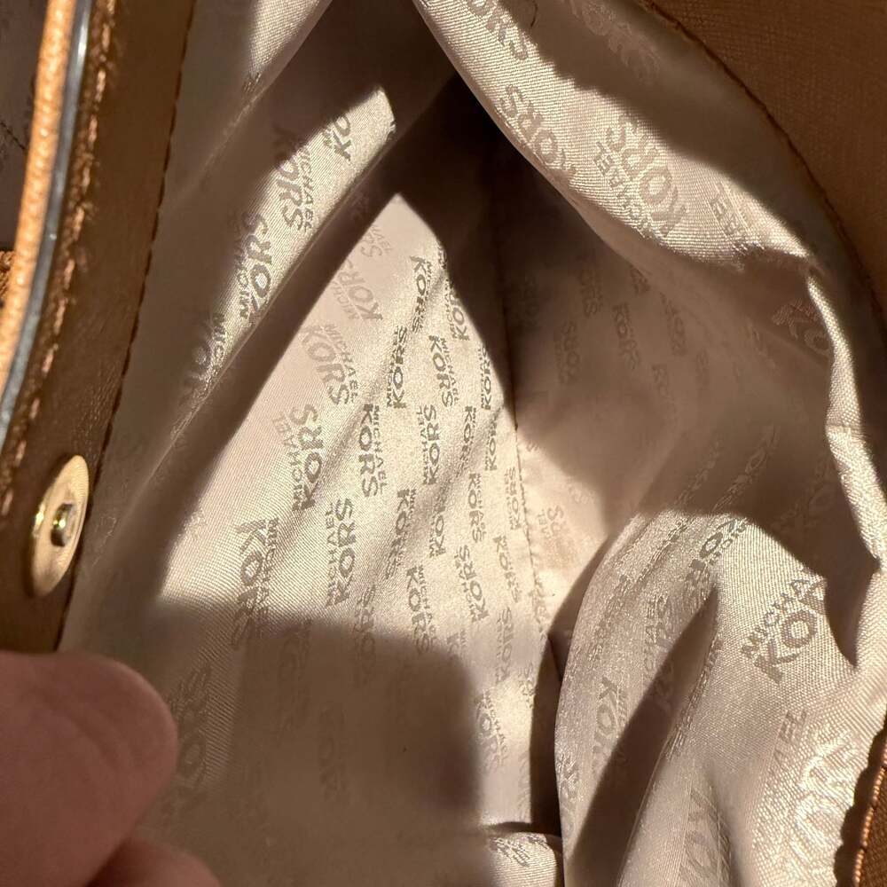 Michael Kors Jet Set Signature Tote Bag Beige Brown Leather Trim - Picture 4 of 5